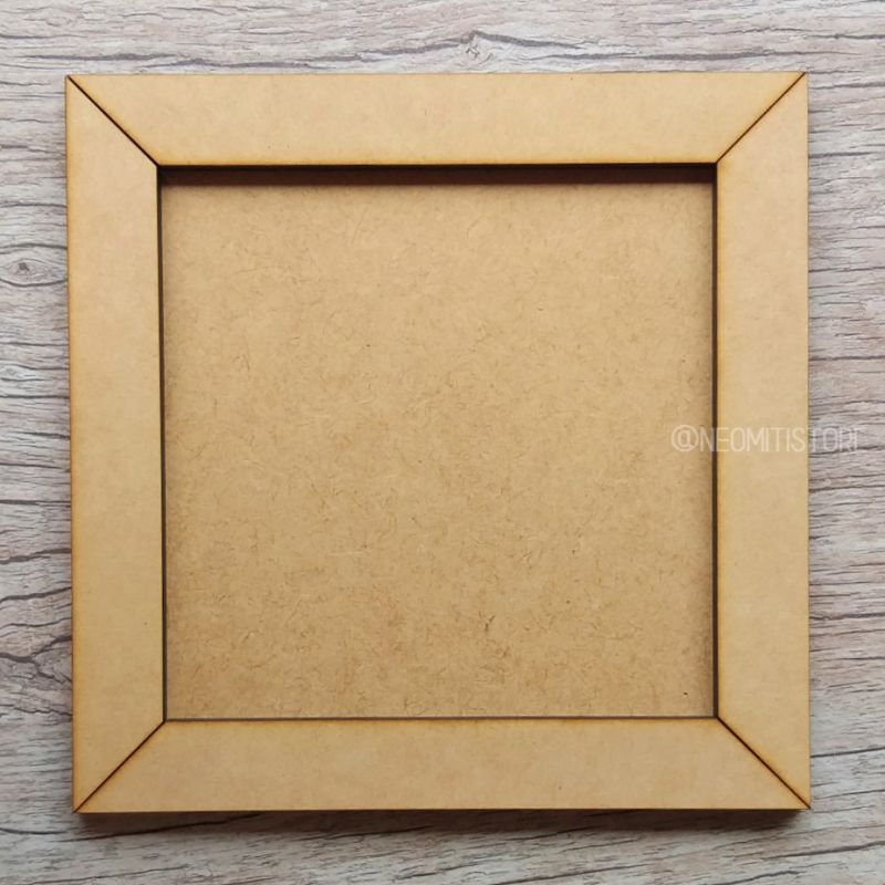Quadrinho com moldura quadrado em mdf cortado a laser para artesanato lettering sem acabamento sem colar